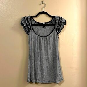 H&M Ruffle Sleeve Black White Stripes Top S
